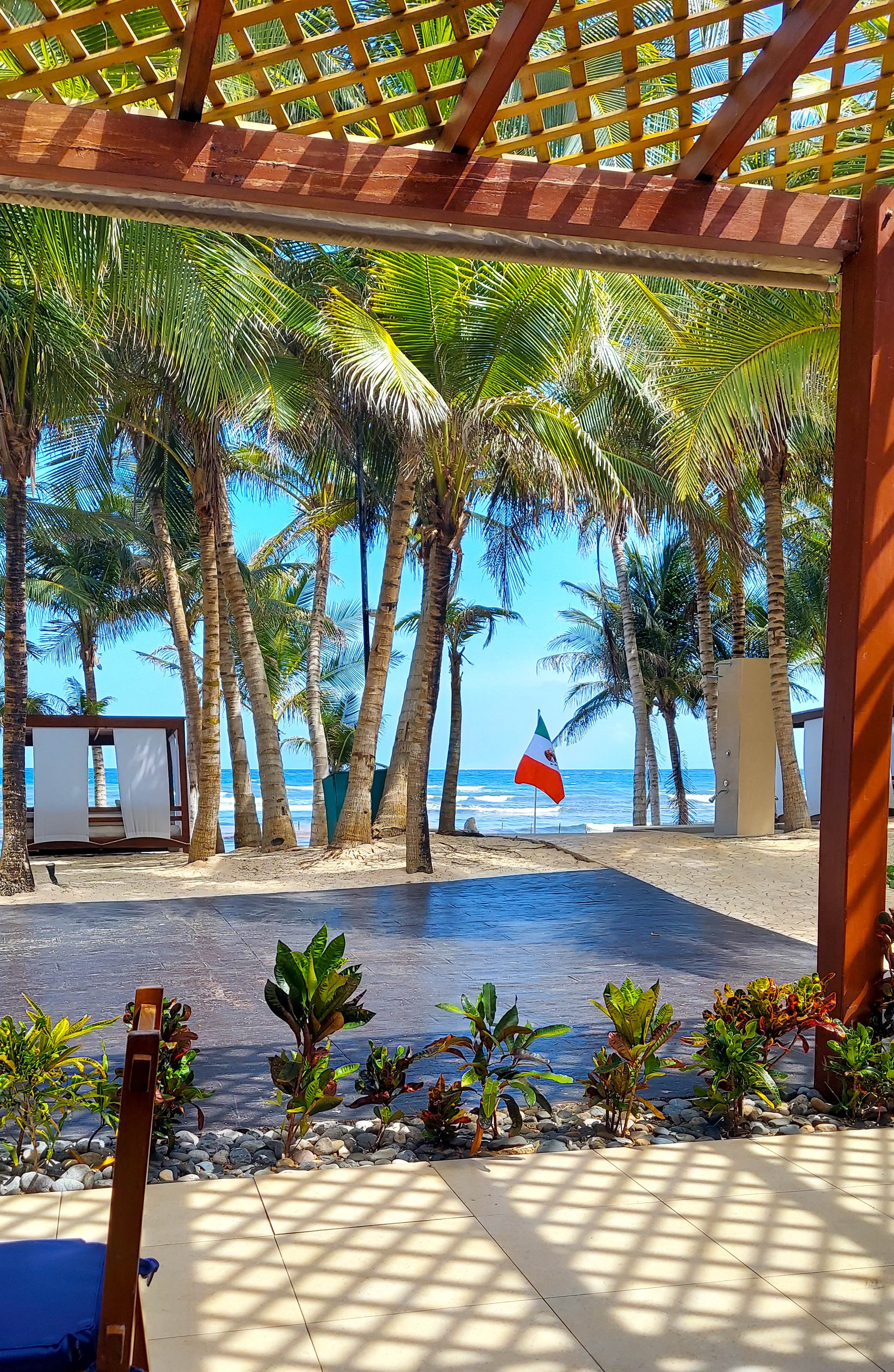 El Dorado Seaside Suites resort